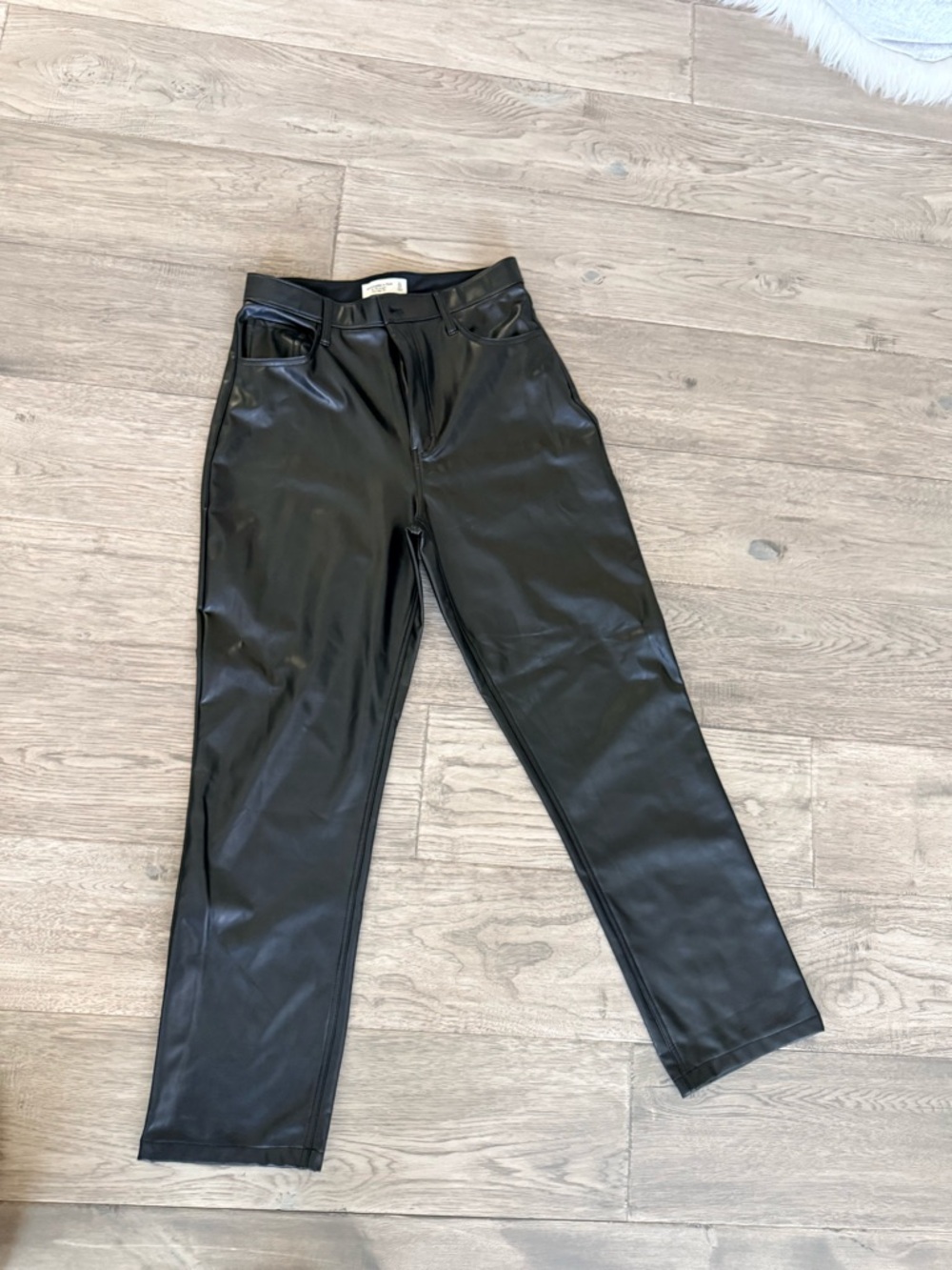 Abercrombie & Fitch 90’s Straight Ultra High Rise Black Faux Leather Pants